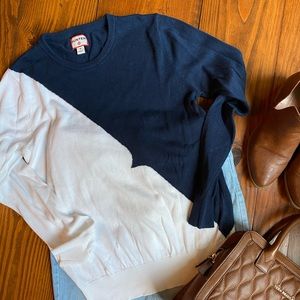 🎯Hunter for Target Women’s Navy White Sweater 🎯